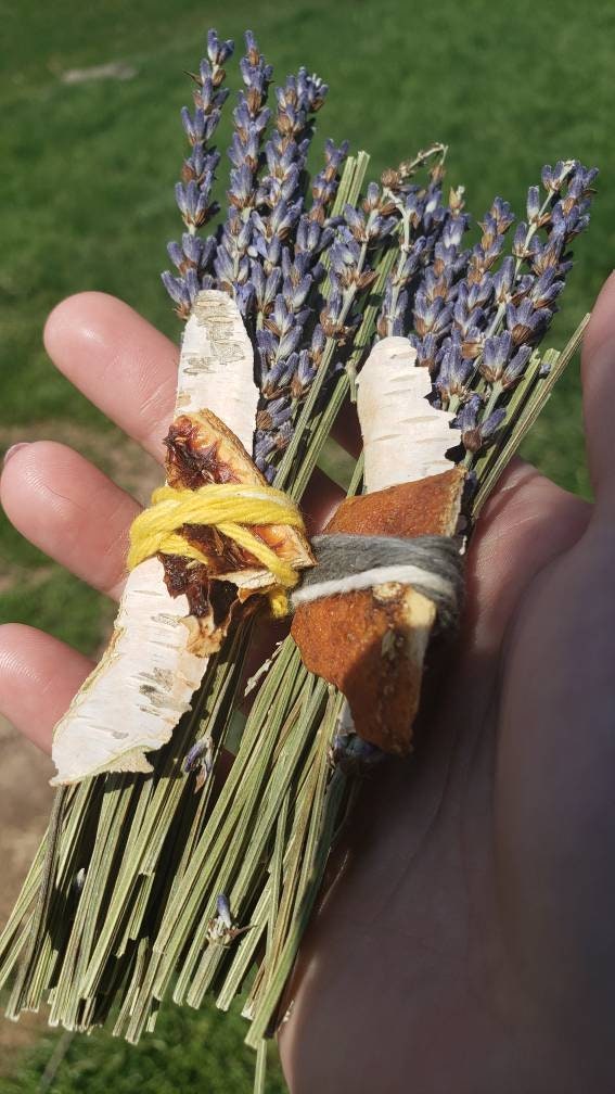 Lavender Sachet | Smoke Cleansing Wands